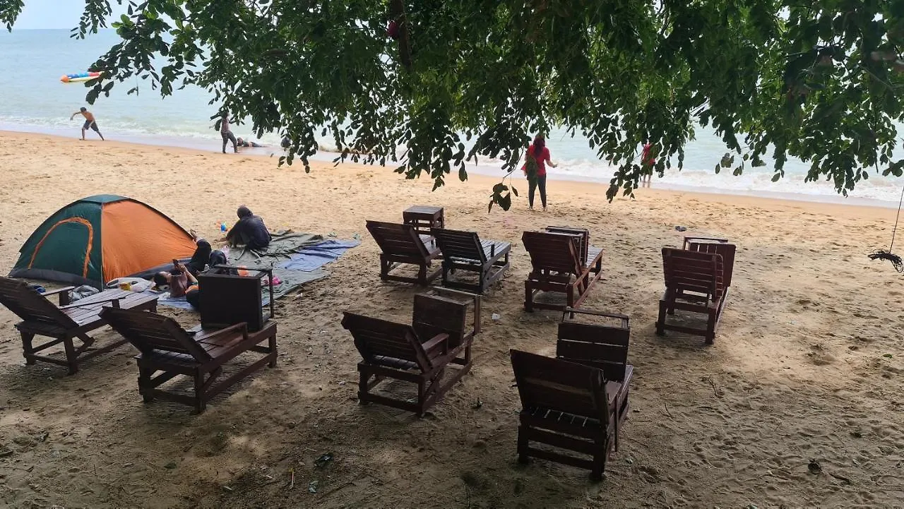 Sea View Kampong Style Homestay Pengkalan Balak Malacca Chalet