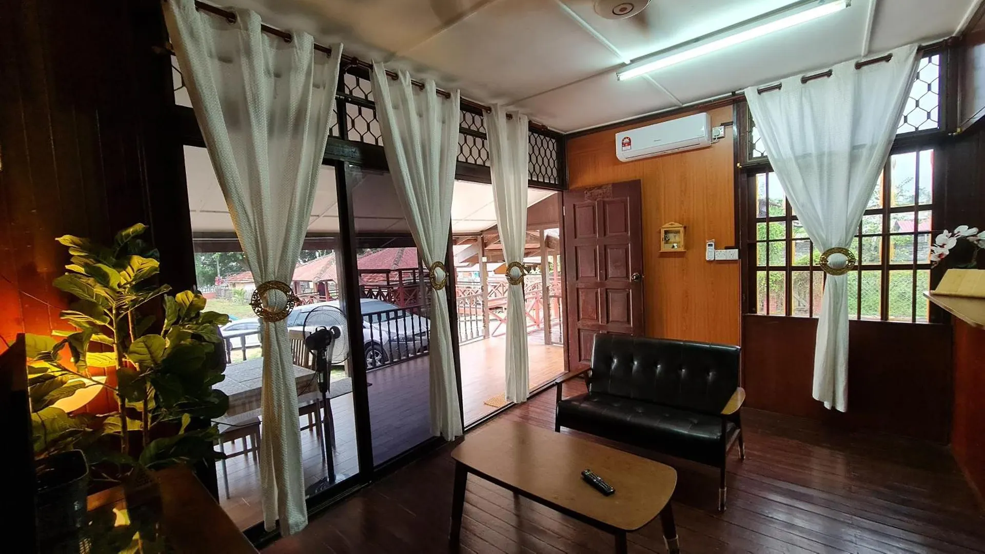 Sea View Kampong Style Homestay Pengkalan Balak Malacca Chalet