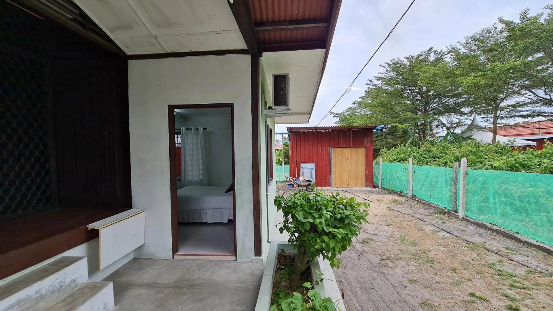 Chalet Sea View Kampong Style Homestay Pengkalan Balak Malacca