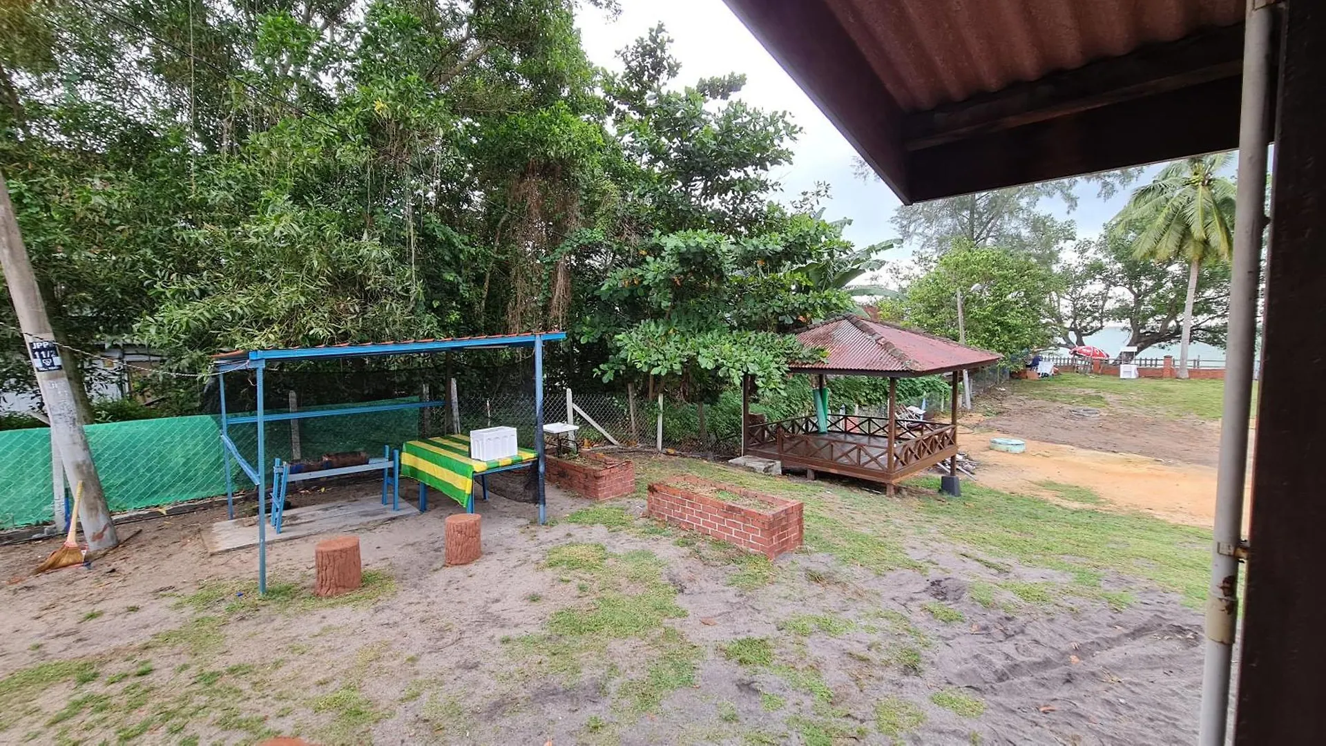Sea View Kampong Style Homestay Pengkalan Balak Malacca 0*,